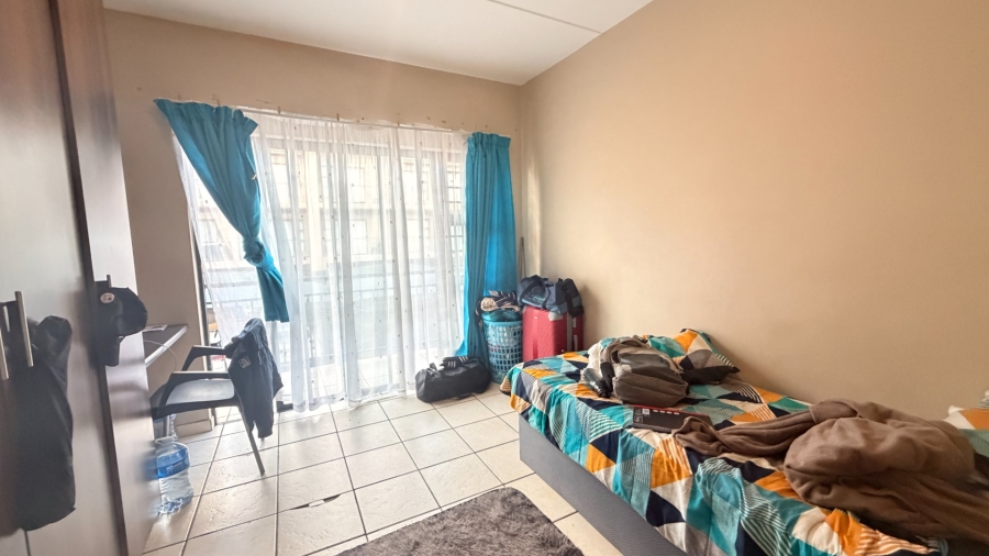 2 Bedroom Property for Sale in Van Der Hoff Park North West
